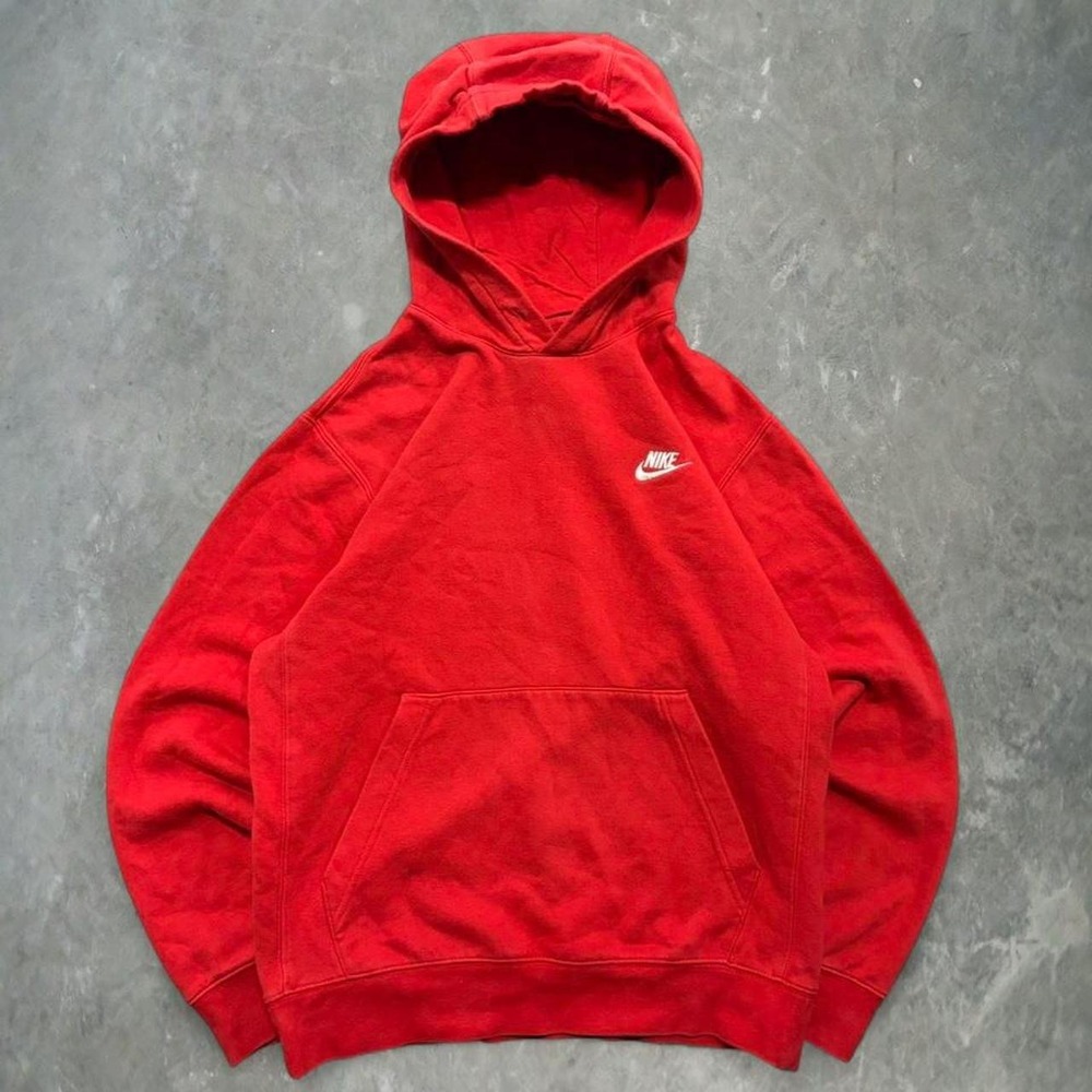 Vintage Y2K 2000s Nike Red Streetwear Hoodie!